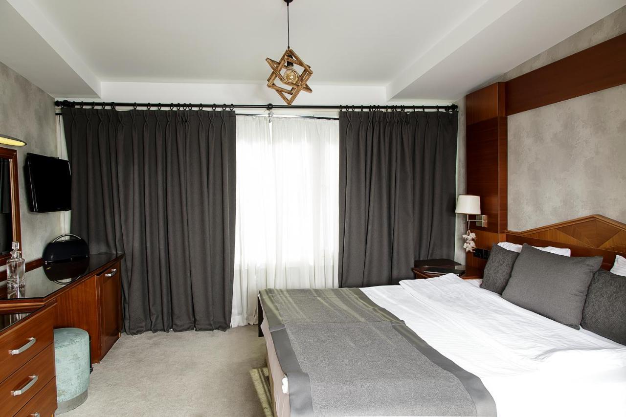 Hotel Vatan Asur 4*