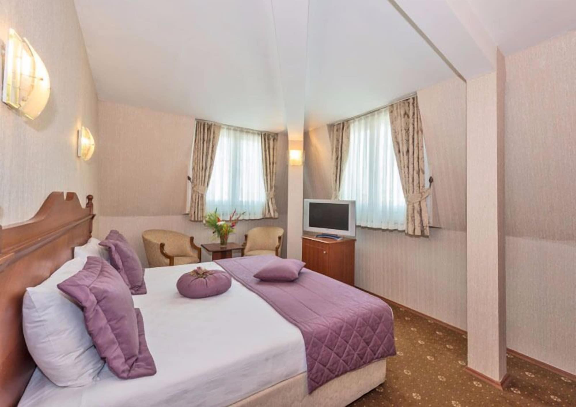 Vatan Asur Готель 4*
