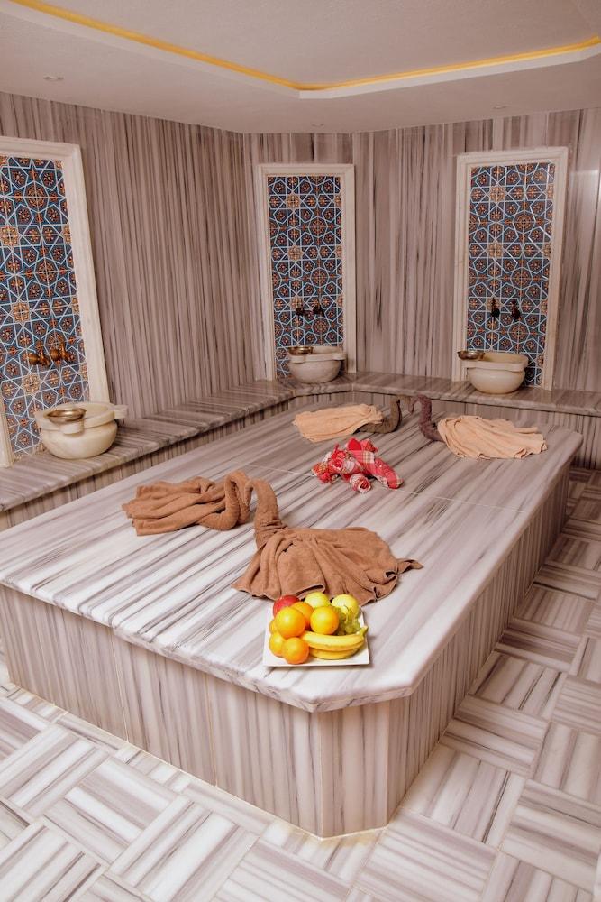 Vatan Asur 4* Istanbul